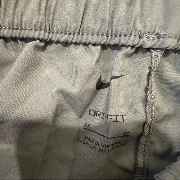 Nike Dri-Fit Training Women’s Gray Mid-Rise Running Athletic Trousers Sz 2X NWT - Picture 5 of 8